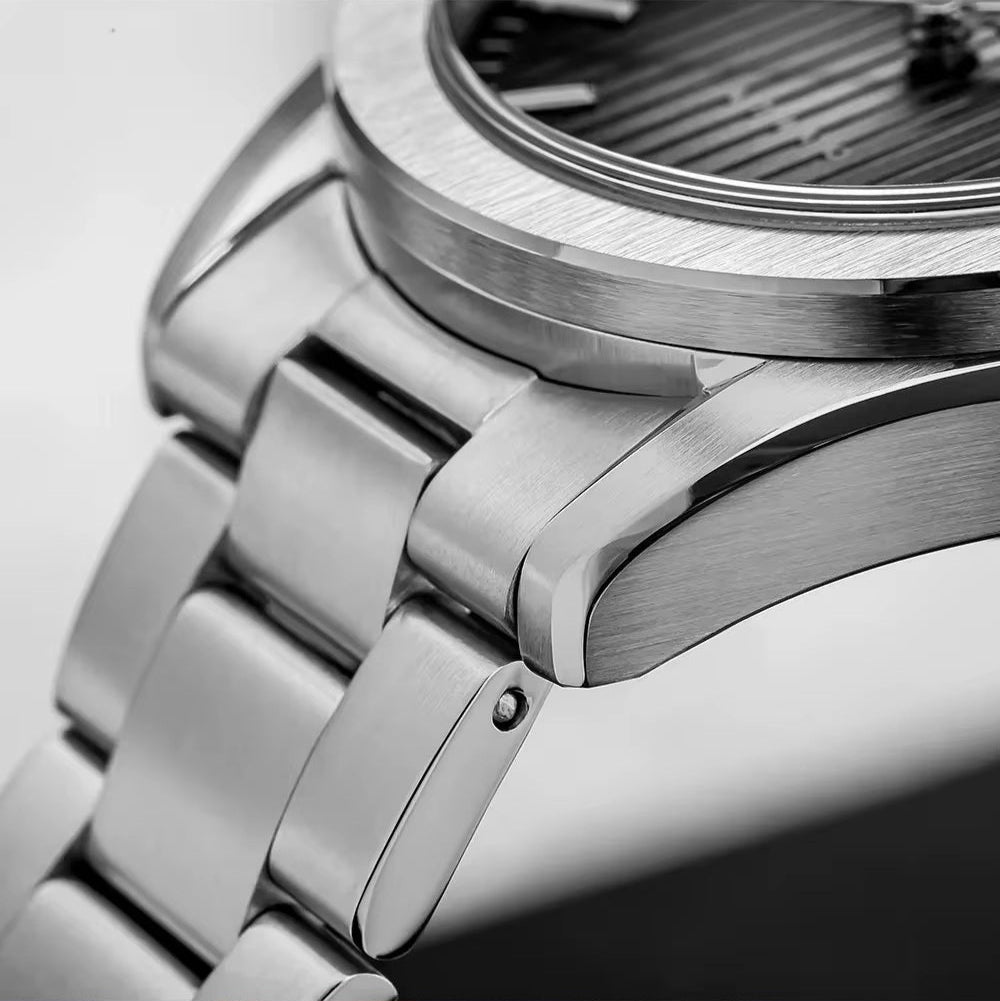Addiesdive AD2080 Sports Watch lugs