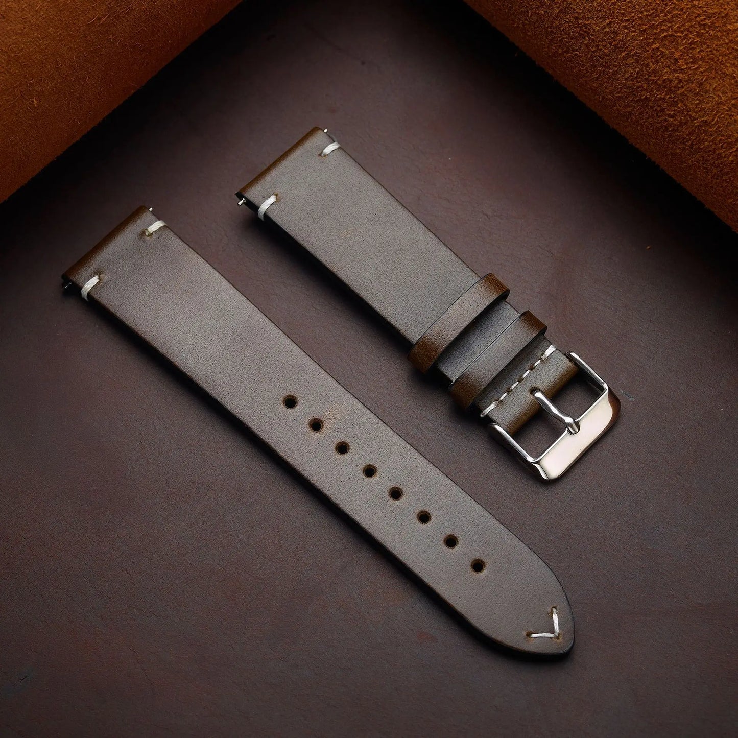 Retro Oil Wax Calfskin Strap with quick release - Size M & L