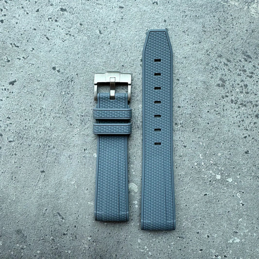 Premium Rubber Watch Strap With Curved Ends & Stainless Steel Buckle  - Size M